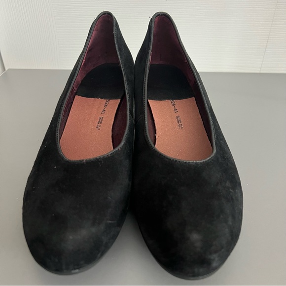 Wolky Shoes - Wolky Black‎ Suede Pumps